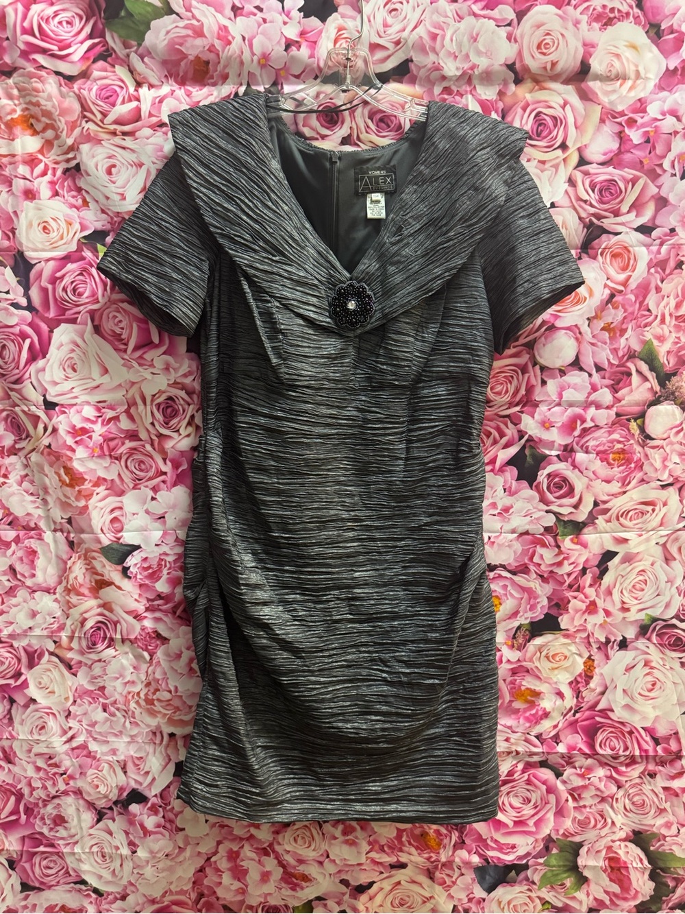 Alex Evenings Plus Size Silver-Black Textured Short Sleeve Cocktail Dress